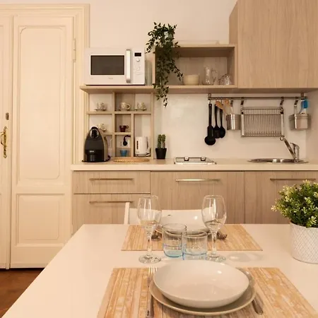 Altido Iris Apart -